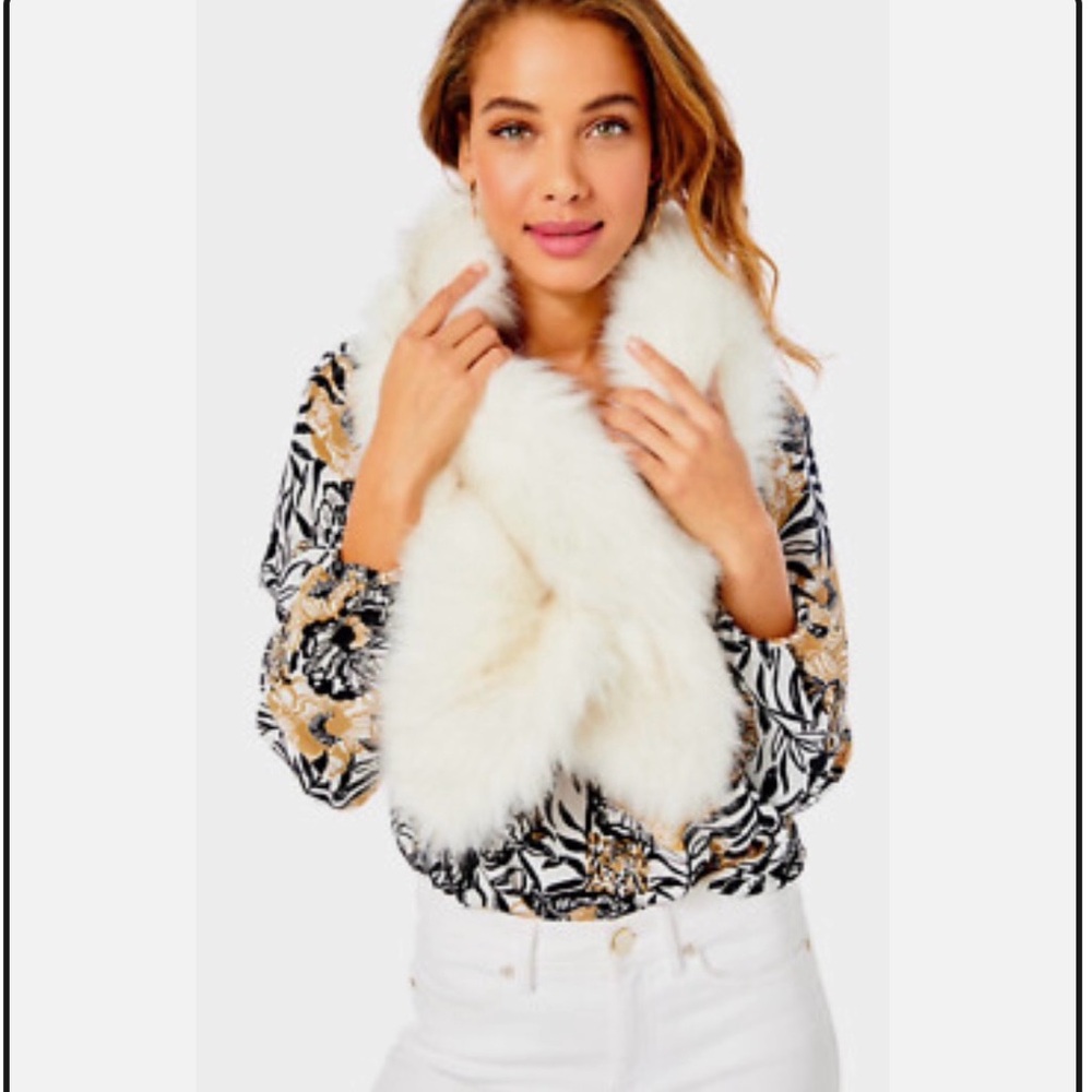 Lilly Pulitzer Ava Fur Scarf - Picture 8 of 8